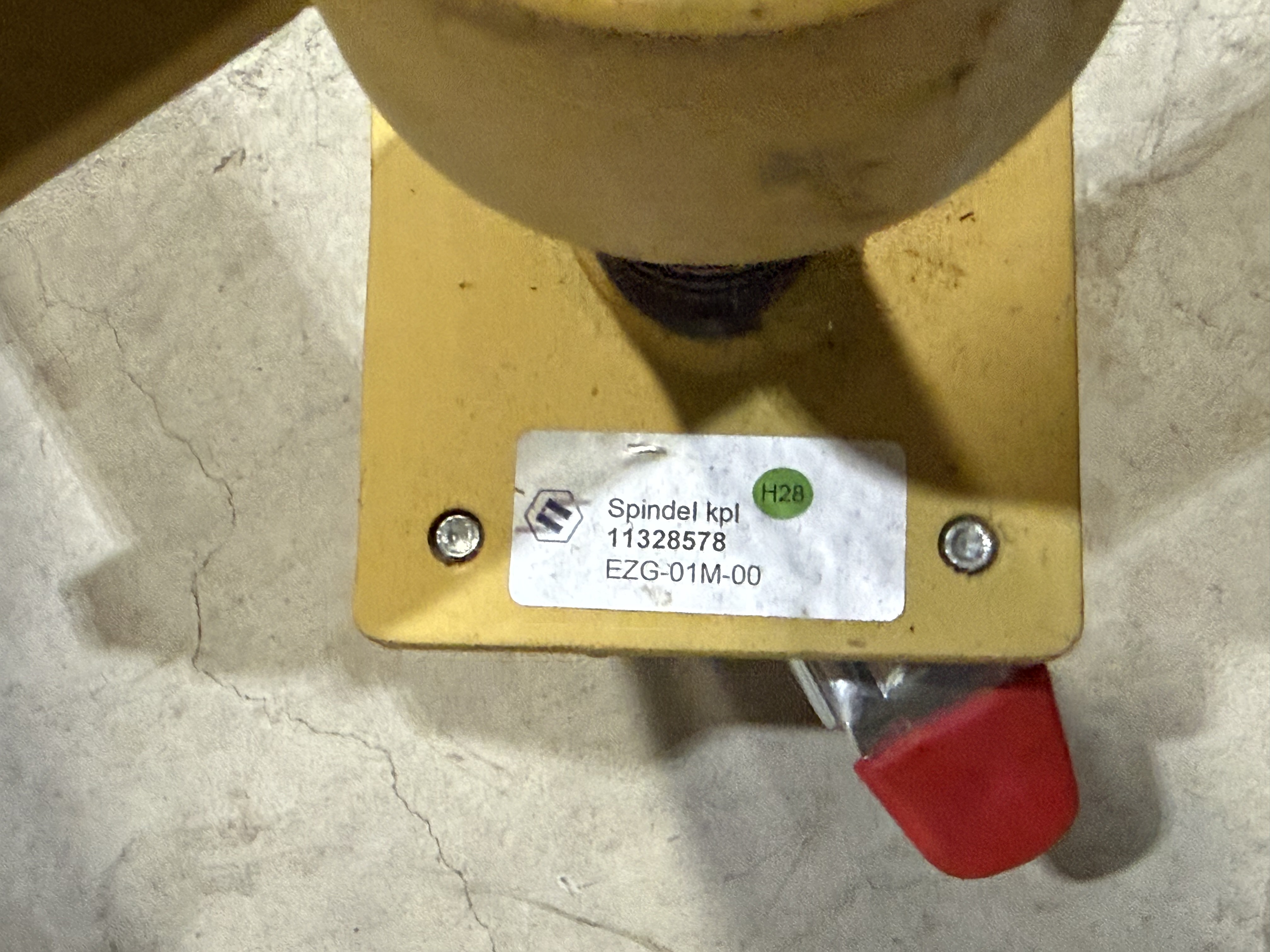 Caster lock detail