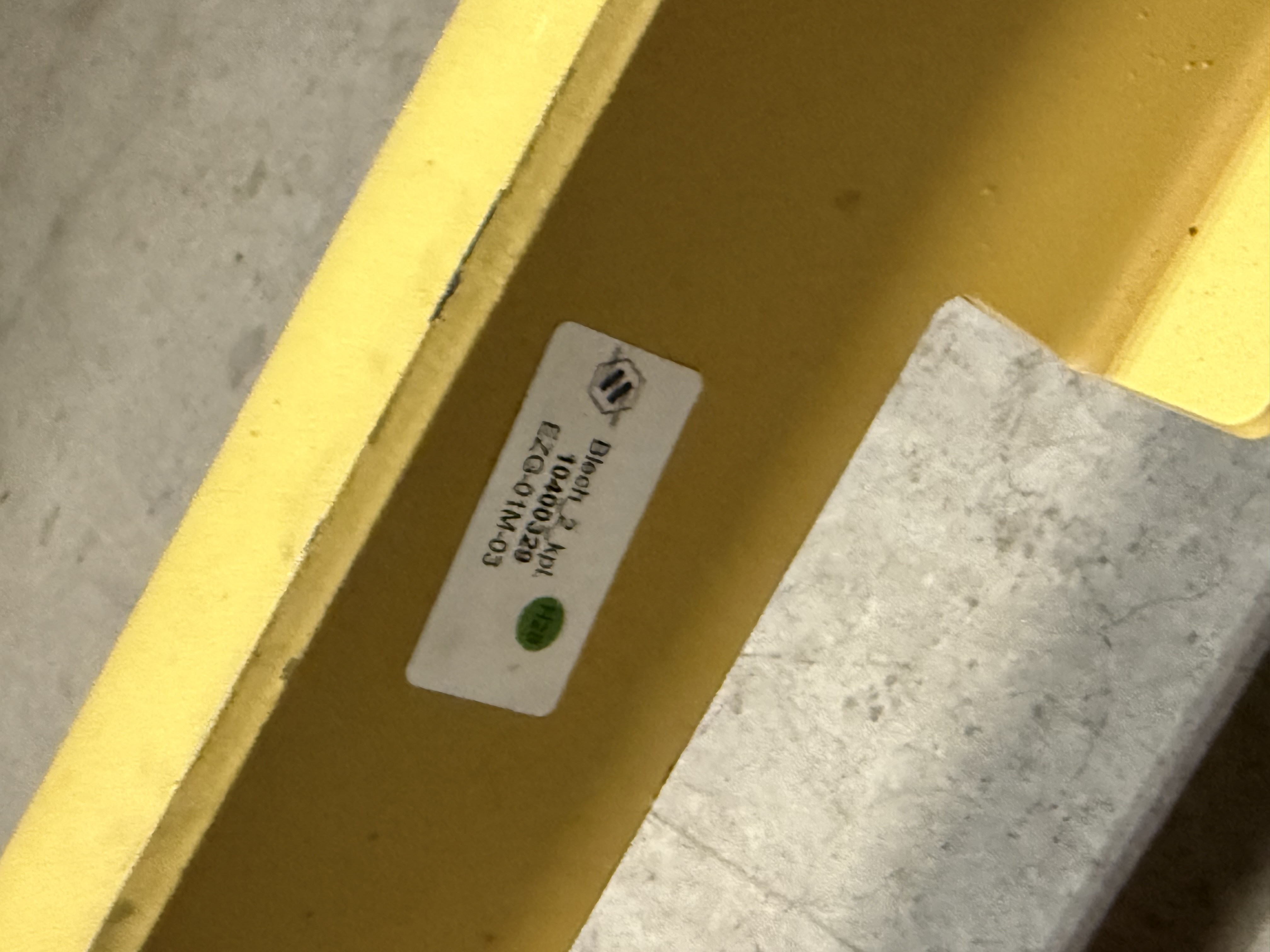 Manufacturer label